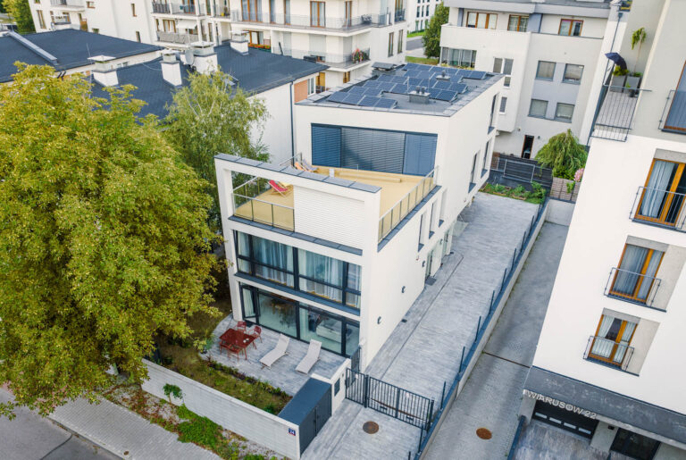 Zdjęcie domu z drona