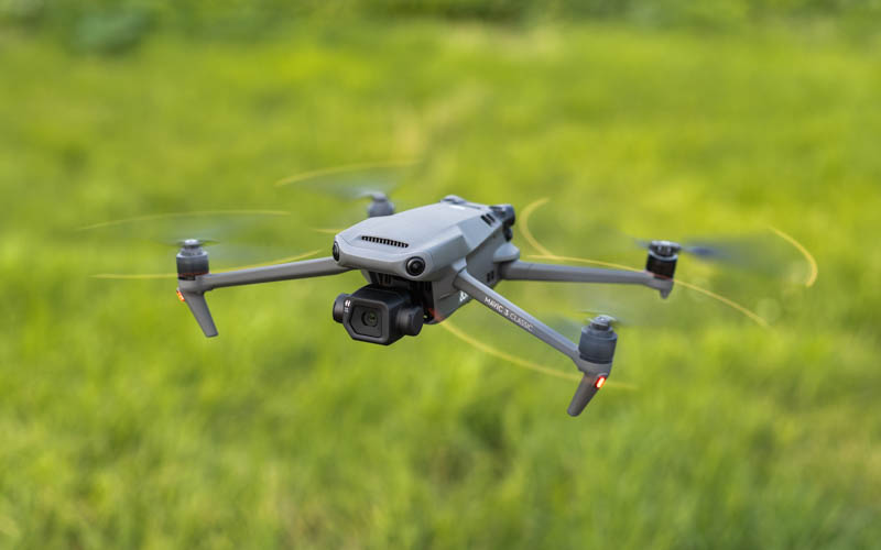 Zdjęcia i filmy z drona